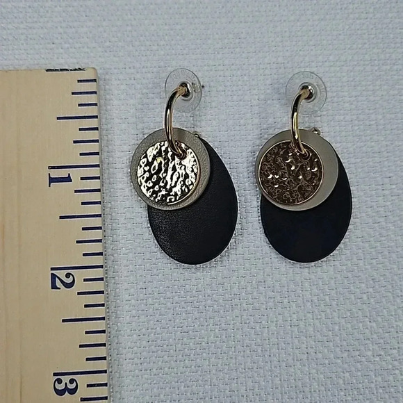 Stella & Dot Color Block Versatile Gold Leather Hoop Interchangeable Earrings - Picture 9 of 10